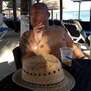 Meet your Posher, Jerome